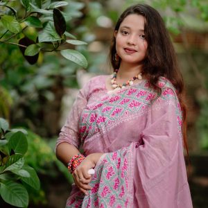 সহজিয়া নুড পিংক শাড়ি